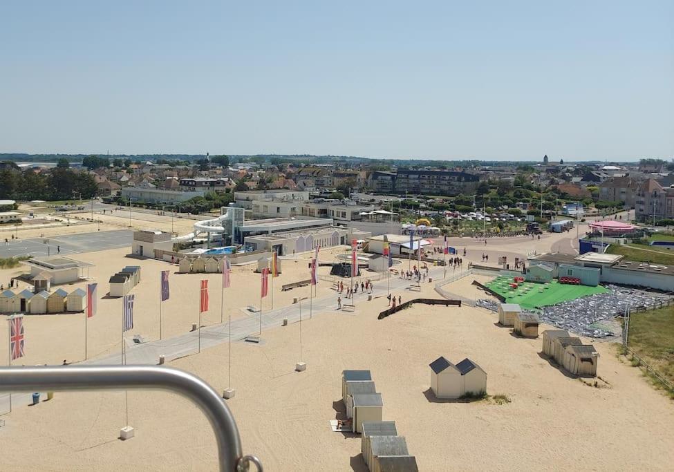 Appartement Ouistreham Proche Centre Et Plage Екстер'єр фото