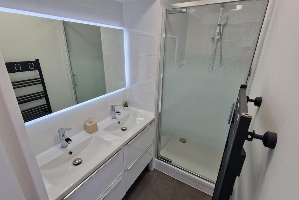 Appartement Ouistreham Proche Centre Et Plage Екстер'єр фото